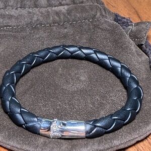 JOHN HARDY SS .925 and Black Leather Bracelet. Clic Magnet Clasp. 8 in